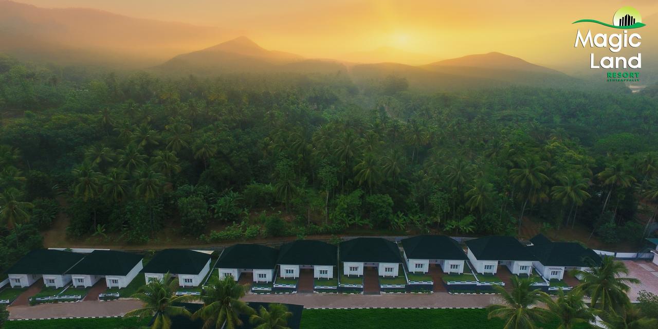 Magic Land Resorts Athirapally Irinjalakuda Eksteriør bilde